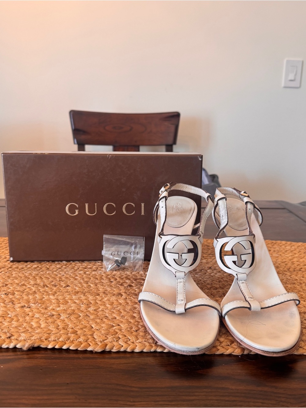 Gucci White Leather GG T-Strap Sandals with Gold Logo
